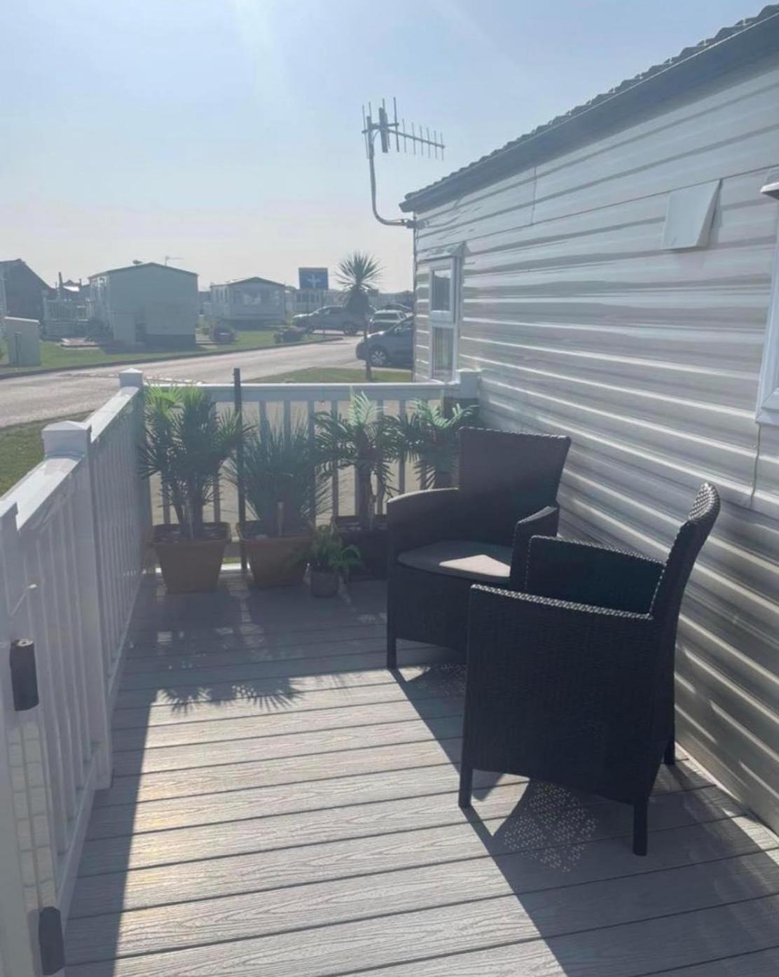 Sea Lets Hotel Selsey Exterior photo